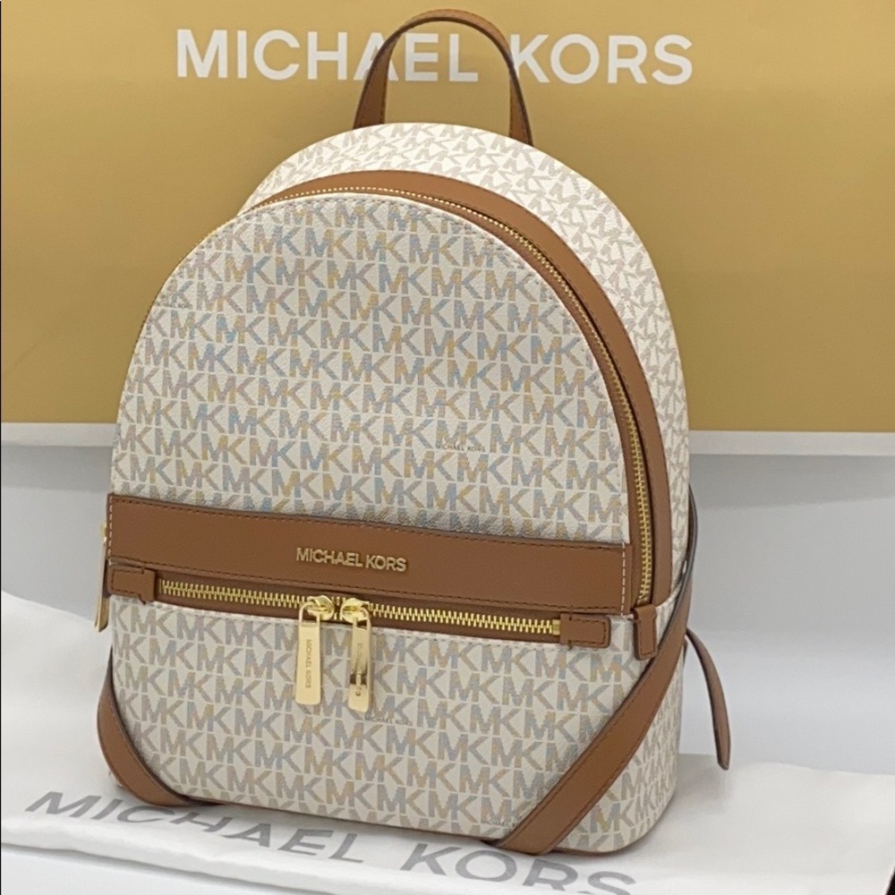 MICHAEL KORS KENLY MEDIUM BACKPACK VANILLA - Picture 1 of 16